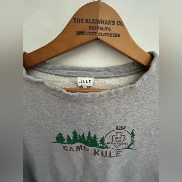 Kule Gray Camp Kule. 100% cotton. Size small. Cozy for your Fall fires 🔥 - Picture 3 of 6
